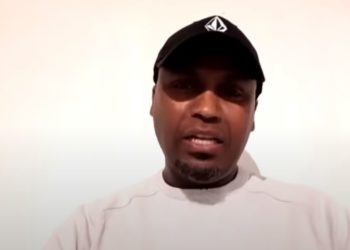 ATV: ዮሃንስ ዑቕቡ፥ “ኣብ ጽንኩር ኲናት እናተዋዘዩ ዝስውኡ ኣሕዋት ርእየ’ለኹ” – Yohannes Ogbu