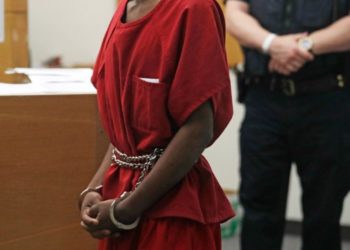 ATV: ኣብ ሰያትል፡ ሓደጋ መኪና ዝፈጸመ ኤርትራዊ ኣመሪካዊ ዳዊት ቀለተ ብፖሊስ ተኸሲሱ Dawit