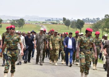 ATV: ኣሃዱ ኮማንዶ መሪሑ ኣቢይ ንምድጋፍ ብውልቀመላኺ ኢሳይያስ ዝተላእከ `ጻዕዳ` ዝተባህለ ኤርትራዊ ትማሊ ኣብ ኣዲስ ኣበባ ተቐቲሉ