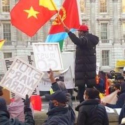 ኣፈርክቡ ንዝተወሃሃደ ሰላማዊ ሰልፊ –  ንድሕነት ናይቶም ኣብ ትሕቲ ጽላል ሕቡራት መንግስታት ኮይኖም ትግራይ  ተዓቂቦም ዘለዉ  ኤሪትራውያን ስደተኛታት ብኣስገዳድ ንኤርትራ ዝግዕዙ ዘለዉ ኤርትራውያን ስደተኛታት